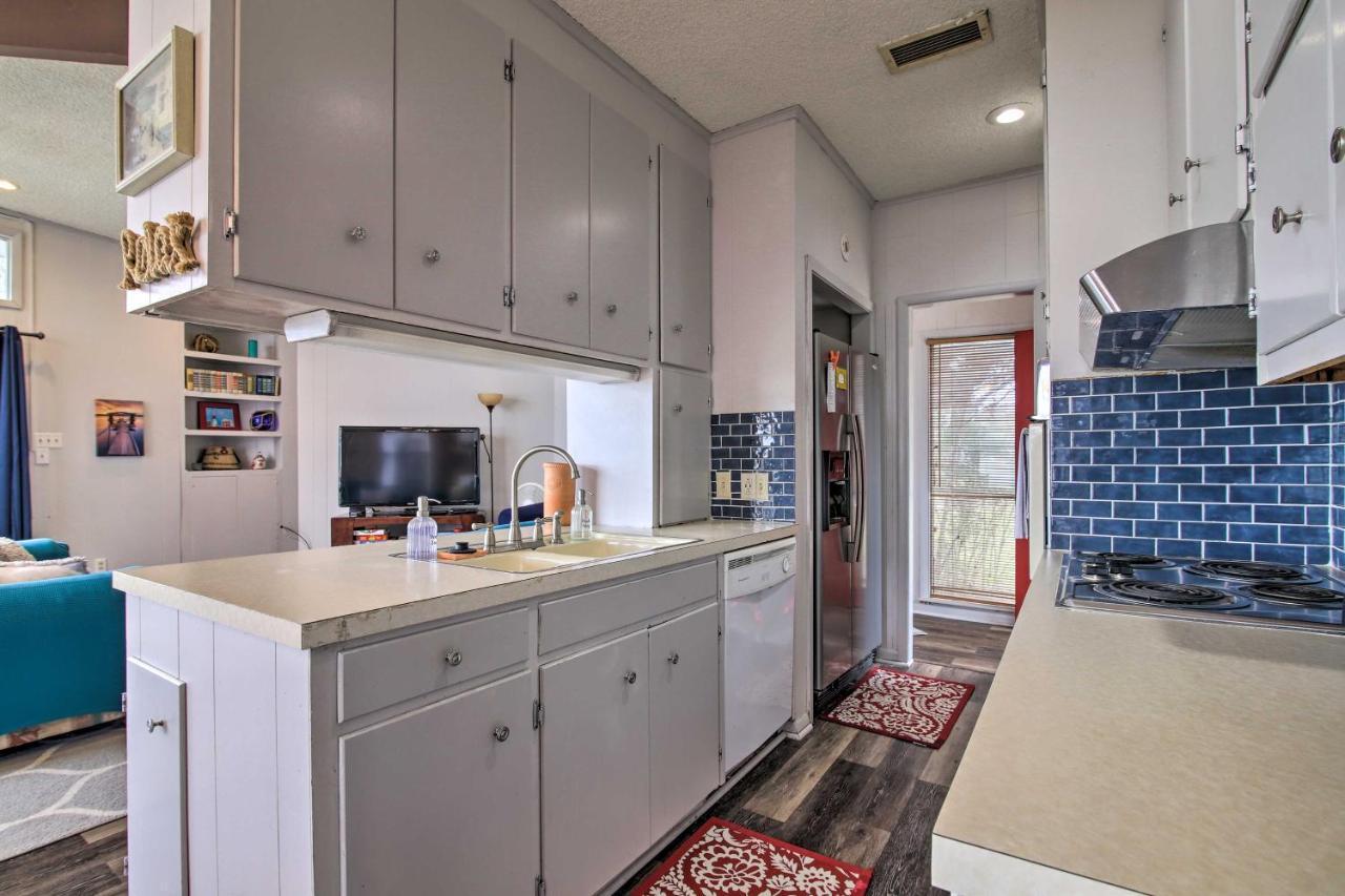 Rustic Lake Buchanan Hideaway With Game Room And Grill Tow Εξωτερικό φωτογραφία