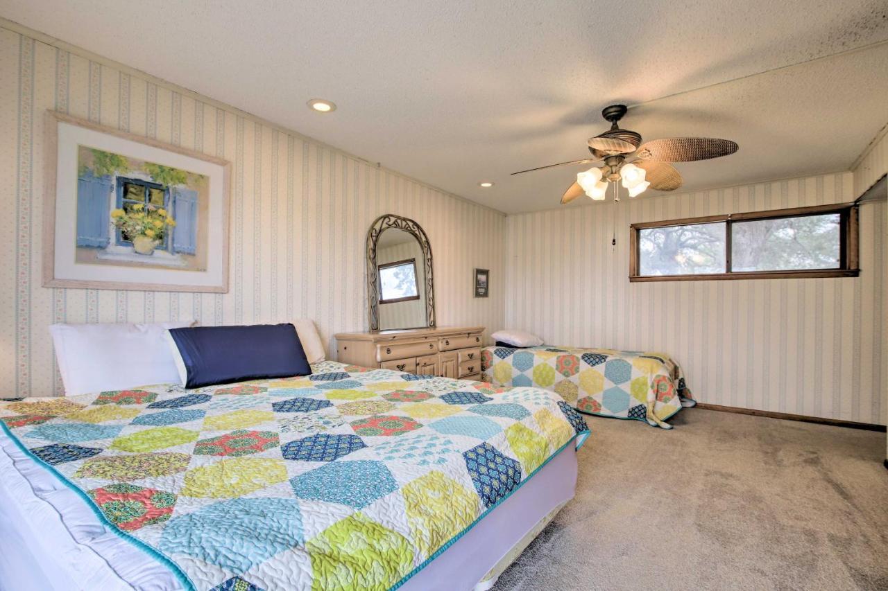 Rustic Lake Buchanan Hideaway With Game Room And Grill Tow Εξωτερικό φωτογραφία